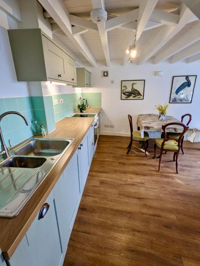 2 Stable Cottage, Llanbethery Llancarfan Buitenkant foto